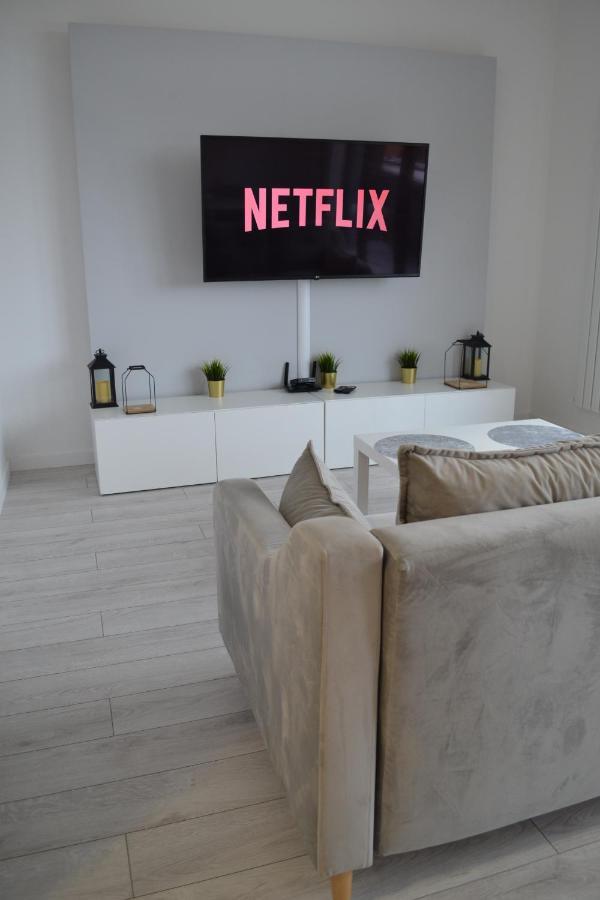 Exclusive Loft Tymienieckiego Street Apartment Lodź Bagian luar foto