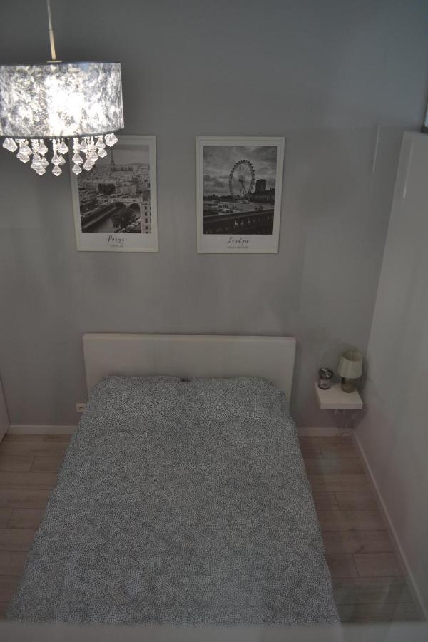 Exclusive Loft Tymienieckiego Street Apartment Lodź Bagian luar foto